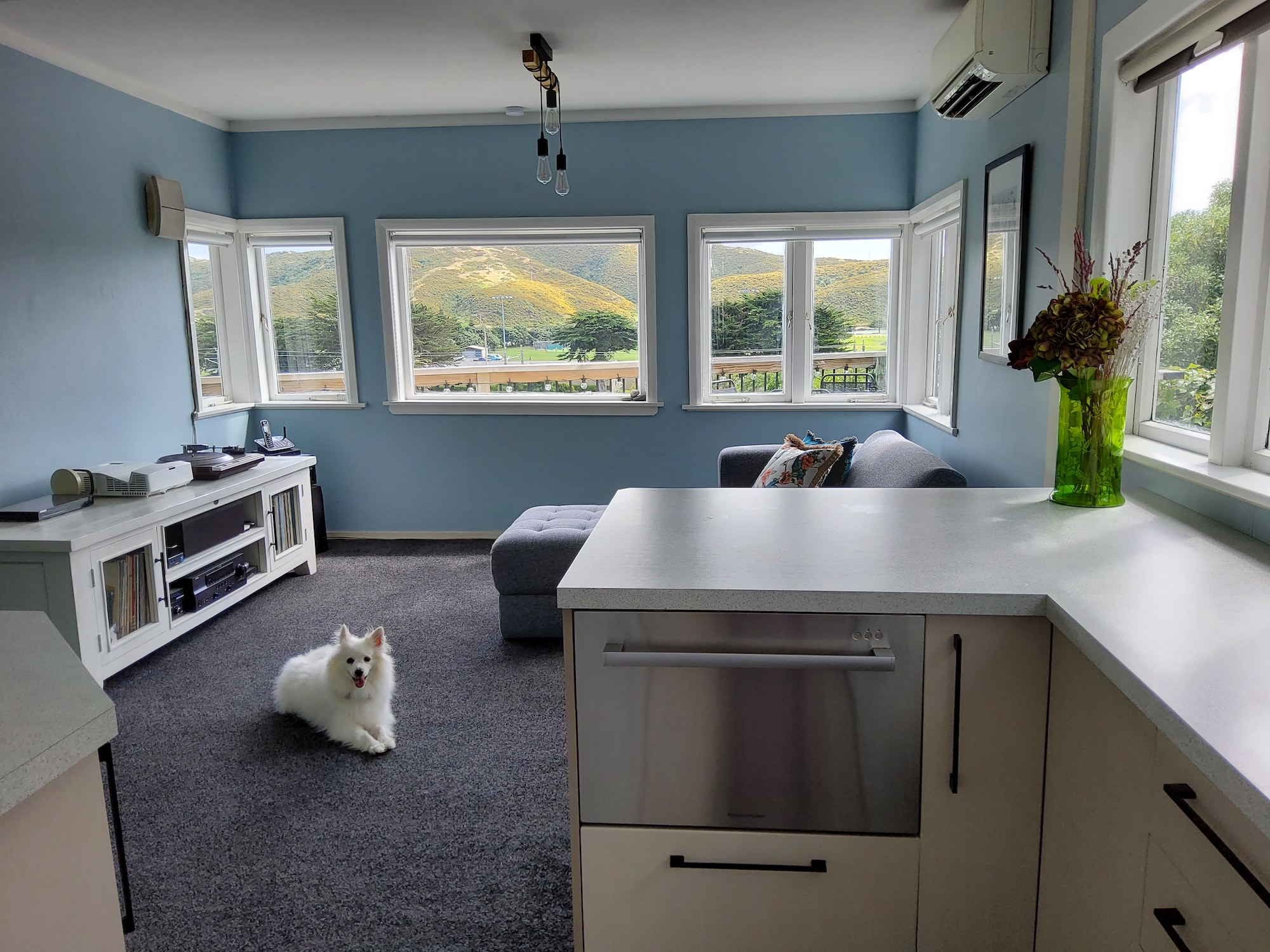 Kitchen towards lounge