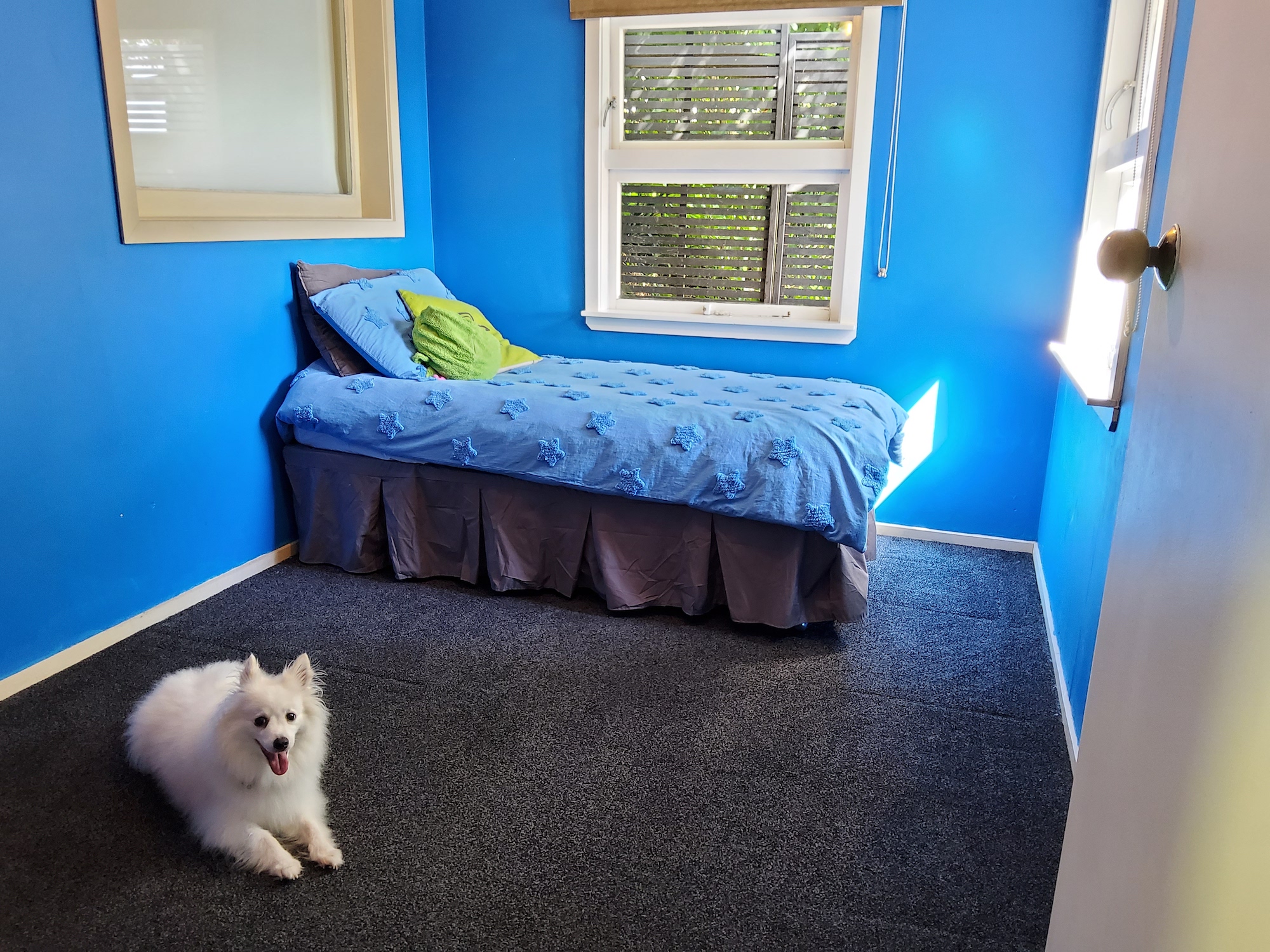 Centre bedroom