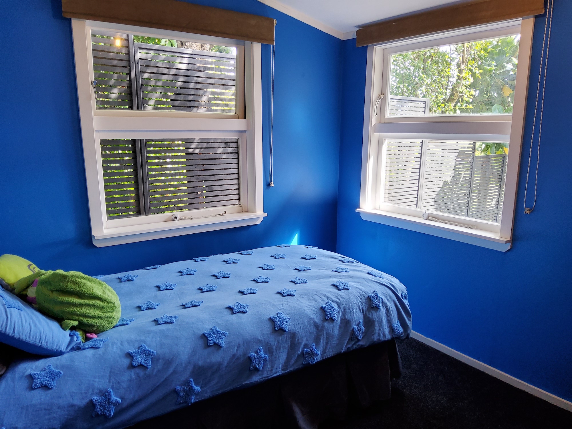 Centre bedroom